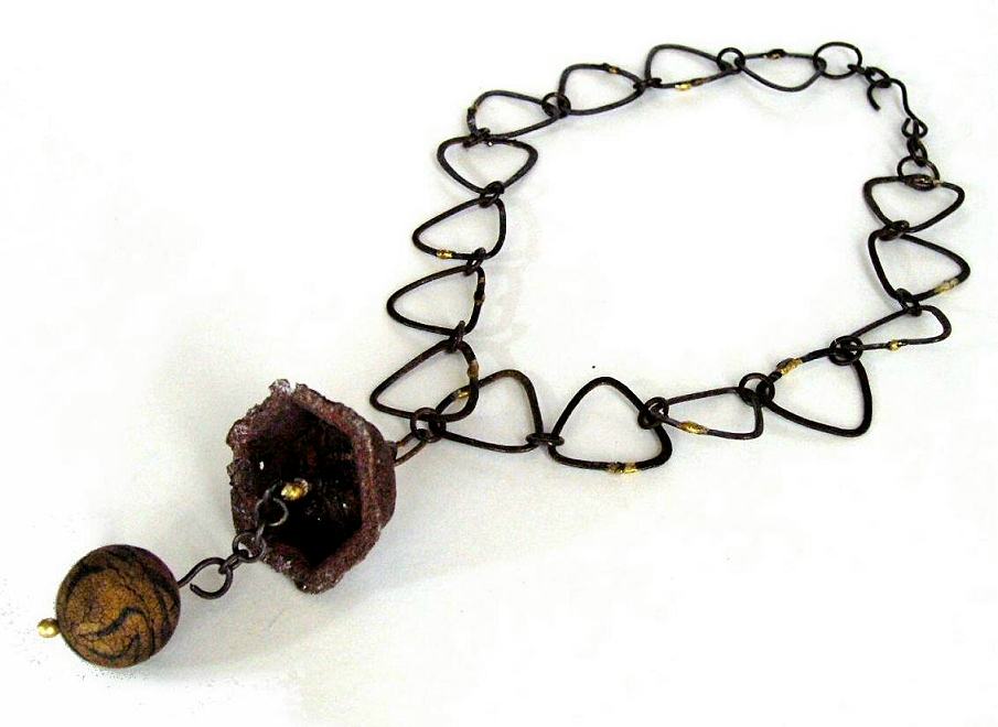 Ball Belle (Necklace)